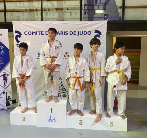 podium-aylane