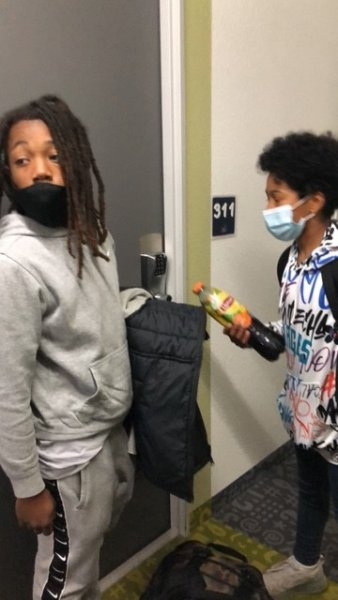 19A8C730-7B22-4094-B3ED-27BC780FC3EC