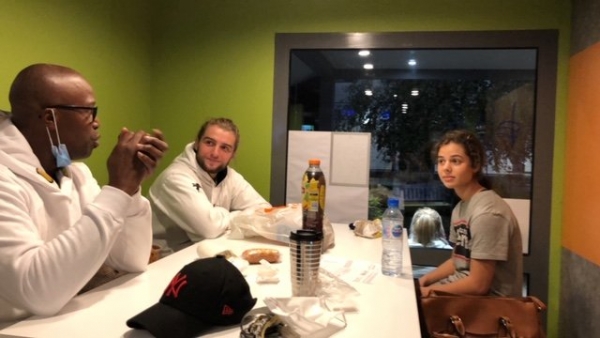 A12B6096-81AB-4A4E-B5B1-6C0FEF147FCF