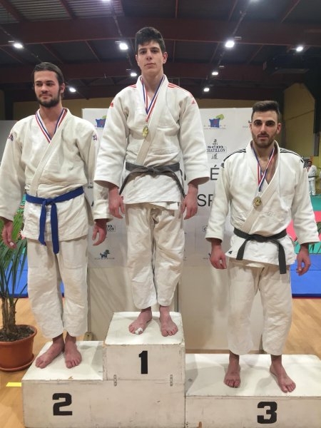 910b77ad-c854-4802-b77e-dbeceaf86c82