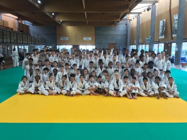 30e53690-0c3e-4078-9f88-95bfcdc95e0c