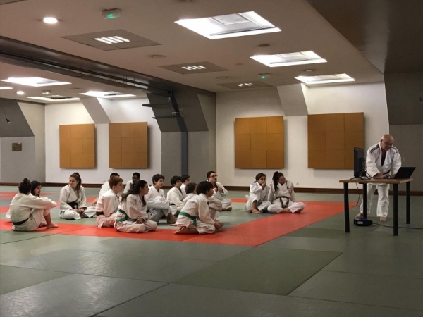 4e8a9610-5558-4b25-8c69-23630dc4d76a