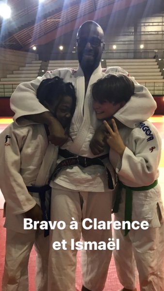 9916c3c0-127c-4c84-8de5-aa6b58fe0ce8